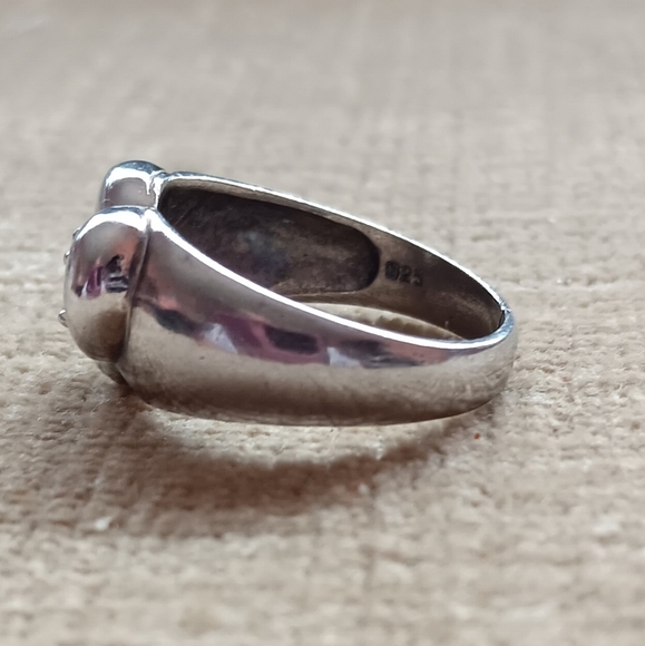 Silver Ring with a Heart Design Featuring a Sparkling Rhinestone Centerpiece. - Picture 3 of 10